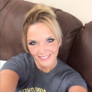 Meet your Posher, Dawn